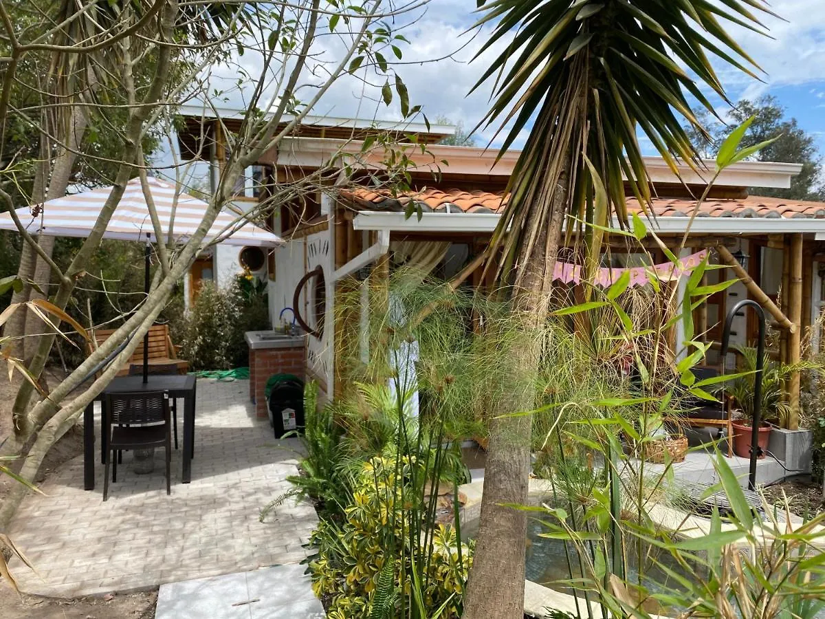 Hosteria Colibri Aeropuerto Tababela